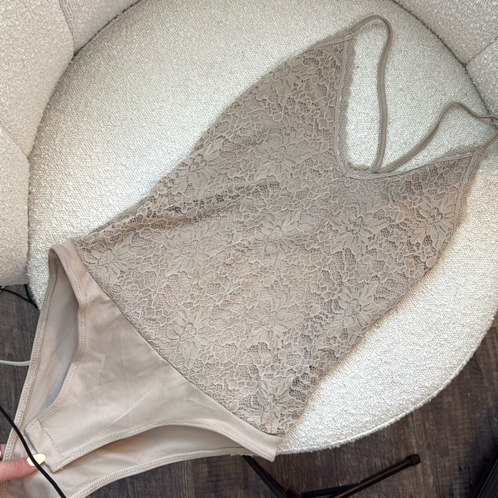 Ambiance Lace Bodysuit in Cream